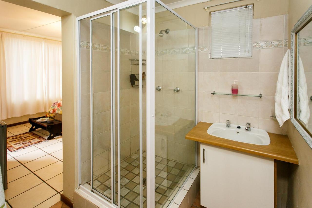 Langenhoven B&B オーツホーン エクステリア 写真