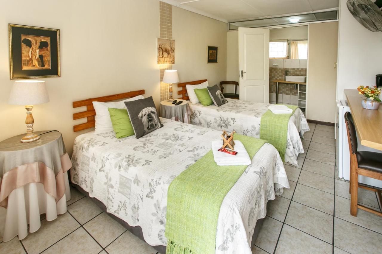 Langenhoven B&B オーツホーン エクステリア 写真
